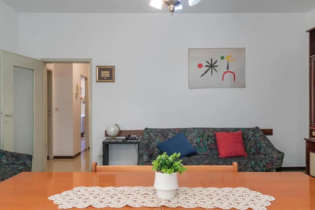 I Host Apartment - Falck 19 Milano İtalya