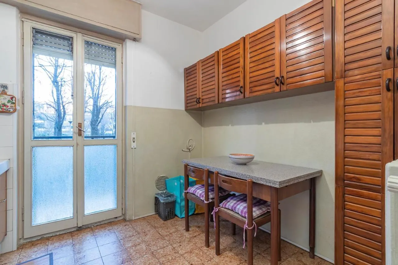 I Host Apartment - Falck 19 Milano 0*,